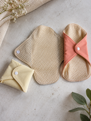 Ultra Thin Organic Cotton Liners + Wet Bag | 18 cm Reusable Cloth Liners